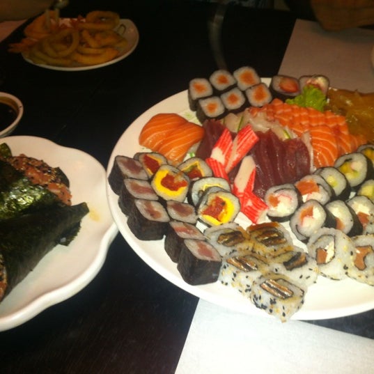 11/18/2012 tarihinde Joao Pauloziyaretçi tarafından Sushi San'de çekilen fotoğraf