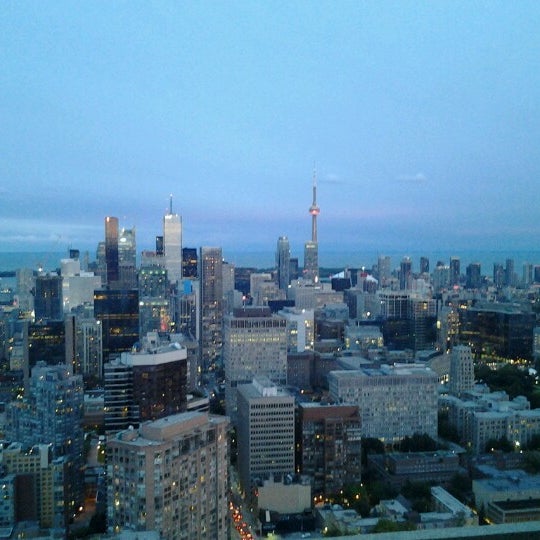 Foto diambil di 180 Panorama oleh Marcell H. pada 9/22/2012