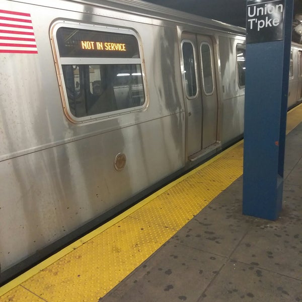 Photos at MTA Subway - Union Tpke/Kew Gardens (E/F) - Kew Gardens, NY
