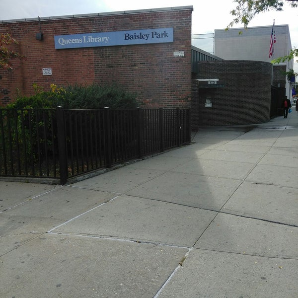 Queens Library At Baisley Park Library In South Jamaica