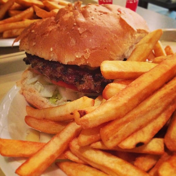 Tom's Burgers Burger Joint