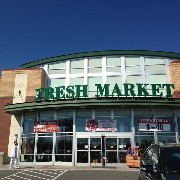 Foto tomada en The Fresh Market  por Joey H. el 3/14/2013