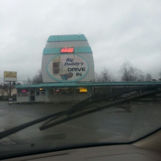 Big Daddy S Drive In American Restaurant In Auburn Big Daddy S Drive In American Restaurant In Auburn