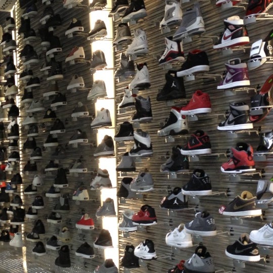sunrise shoe palace