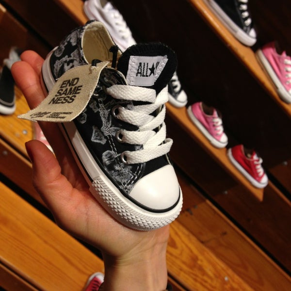 Converse best sale paramus nj