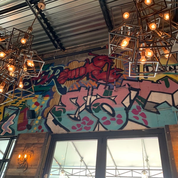 6/9/2019 tarihinde Jay M.ziyaretçi tarafından MIA Kitchen &amp; Bar'de çekilen fotoğraf