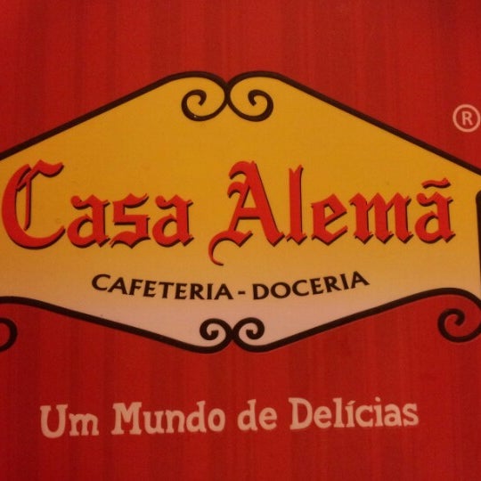 Photo prise au Casa Alemã par Aline M. le9/14/2012