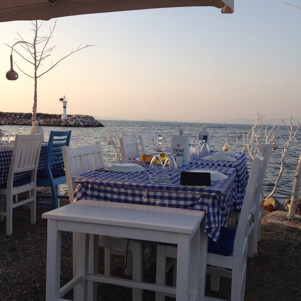 Foto diambil di Denizkızı Restaurant oleh Yunus Çeken pada 6/15/2015