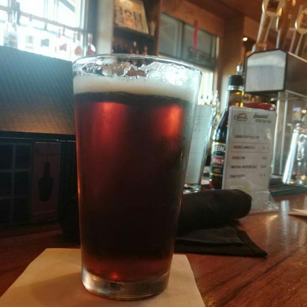4/22/2018 tarihinde Kyle H.ziyaretçi tarafından Colorado Mountain Brewery'de çekilen fotoğraf
