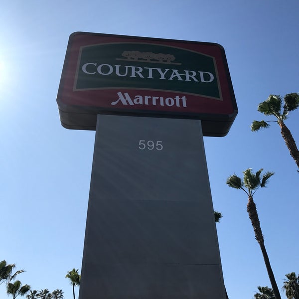 Photo taken at Courtyard by Marriott San Diego Mission Valley/Hotel Circle by Jess G. on 3/15/2017