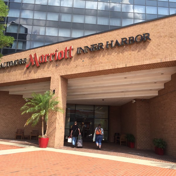Foto tirada no(a) Baltimore Marriott Inner Harbor at Camden Yards por Jess G. em 7/11/2016
