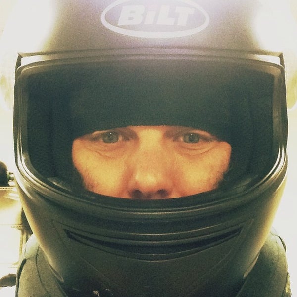 3/23/2014 tarihinde Mike D.ziyaretçi tarafından Full Throttle Indoor Karting'de çekilen fotoğraf