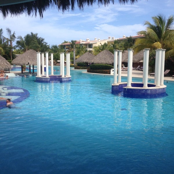 Photo taken at The Reserve at Paradisus Punta Cana Resort by Anabelle on 10/25/2013