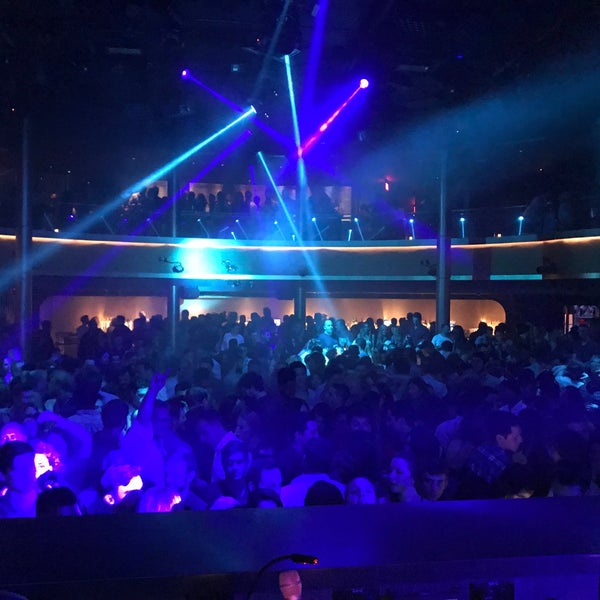 Foto scattata a Omnia Nightclub da Niku il 2/19/2018