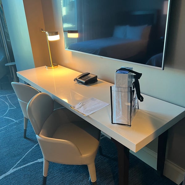 Foto diambil di Omni Dallas Hotel oleh Niku pada 3/31/2022