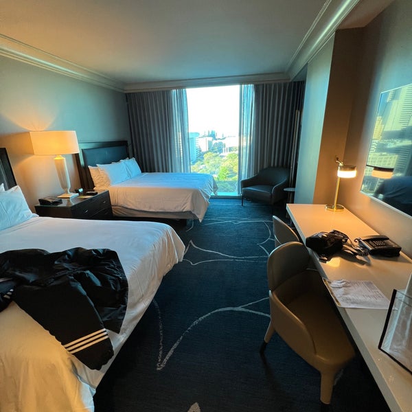 Foto tomada en Omni Dallas Hotel  por Niku el 3/31/2022