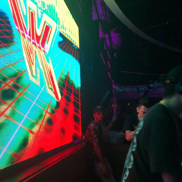 7/28/2018にNikuがMāyā Day + Nightclubで撮った写真