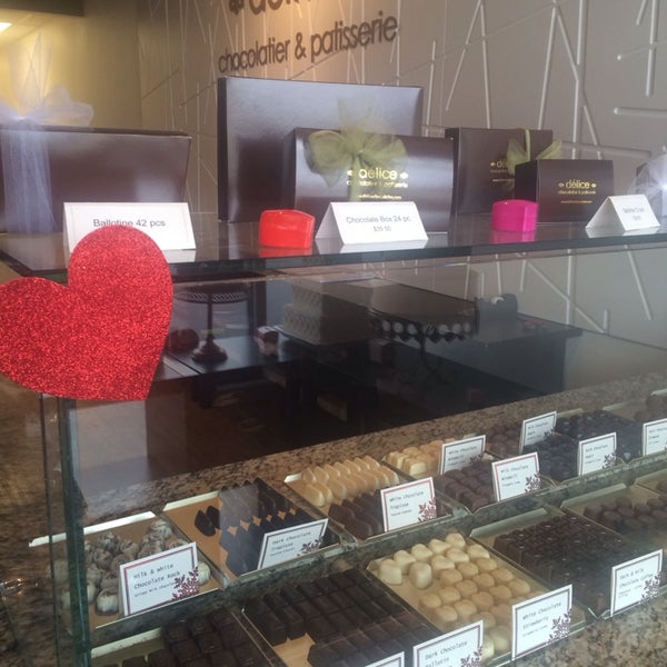 2/2/2014에 Yessika R.님이 Delice Chocolatier San Antonio에서 찍은 사진
