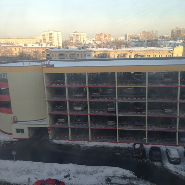 Гараж на народного ополчения 20а