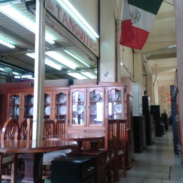 Fotos en Mercado de Muebles Lagunilla Tienda de muebles y artículos