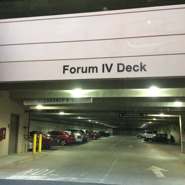 Parking Deck. Kaubamaja 4 parking. 2 4 forum