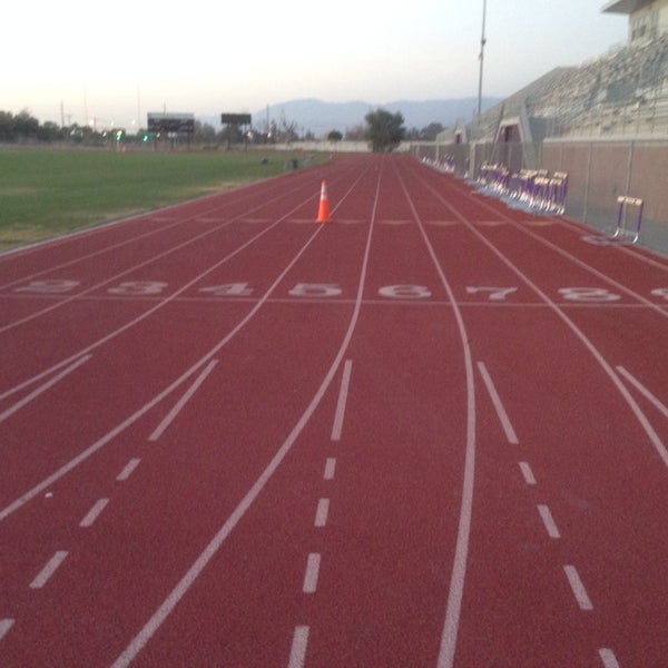 Track field sadional 2021