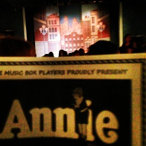 music box dinner theater