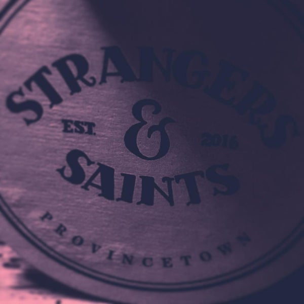 Снимок сделан в Strangers &amp; Saints пользователем Dan M. 8/14/2016