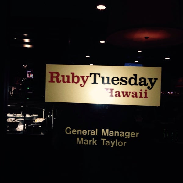 Photo taken at Ruby Tuesday by Nicole H. on 1/6/2015