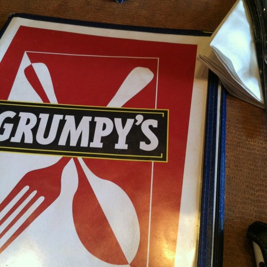 Foto tomada en Grumpy&#39;s Restaurant  por Will L. el 12/6/2012