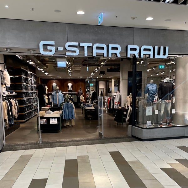 G-Star RAW Store - 36 visitors