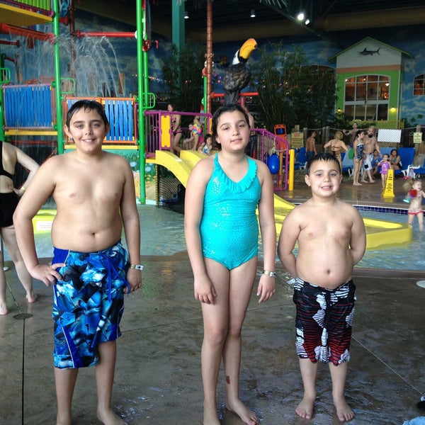 Photo taken at KeyLime Cove Indoor Waterpark Resort by Laura on 4/15/2013