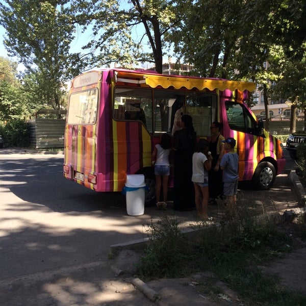 Photo taken at Fresco ice-cream van by kadyrt on 7/26/2014