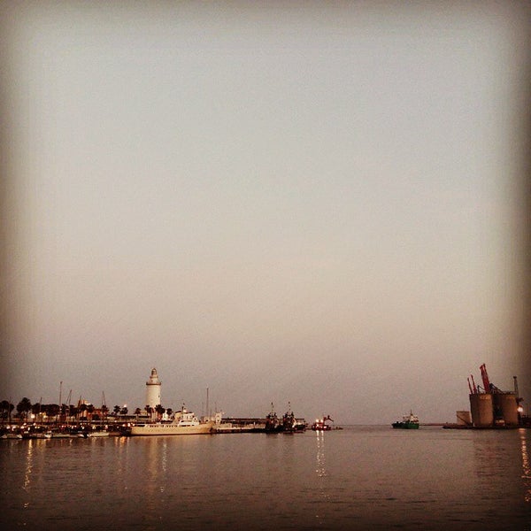 Foto tomada en Restaurante Toro Muelle Uno  por Peter H. el 5/29/2015