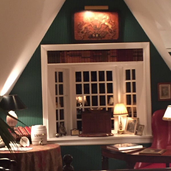 11/24/2015 tarihinde Caroline T.ziyaretçi tarafından The Charlotte Inn'de çekilen fotoğraf