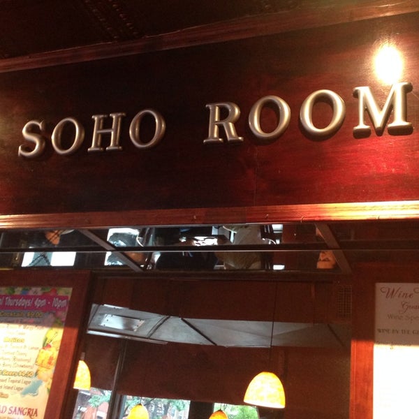 Foto tirada no(a) SoHo Room por Tim A. em 10/4/2013