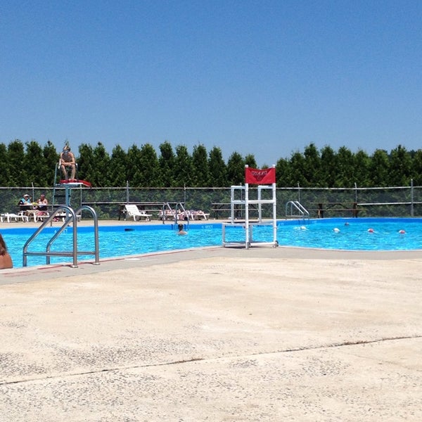 Lake Wynonah pool Water Park