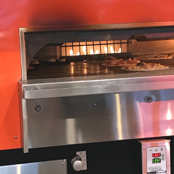 3/11/2019にJamesがBlaze Pizzaで撮った写真