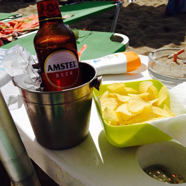 Foto scattata a Fratelli Beach &amp; Cocktail Bar da Dragana 💕 . il 9/13/2015