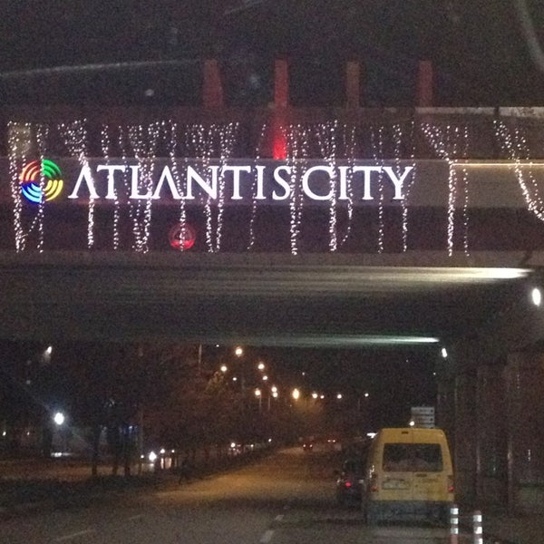 2/23/2013 tarihinde Recep D.ziyaretçi tarafından Atlantis Alışveriş ve Eğlence Merkezi'de çekilen fotoğraf