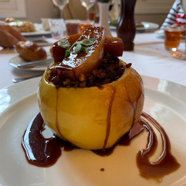 Photo taken at Asitane Restaurant by Ezgi K. on 1/14/2019