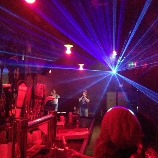 Photo prise au Sugarland Nightclub par Matthew le11/20/2012