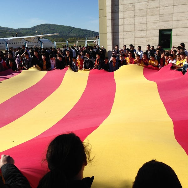 Foto scattata a Zonguldak Havalimanı (ONQ) da Fatih S. il 4/12/2013