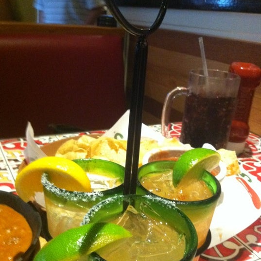Photo taken at Chili&#39;s Grill &amp; Bar by Shantalle C. on 10/11/2012