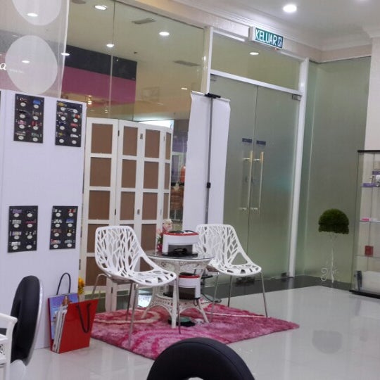 парикмахерская феникс.