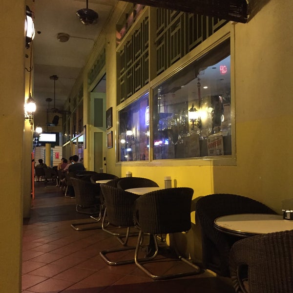 Mr. Bean's Cafe (Now Closed) American Restaurant in Singapore