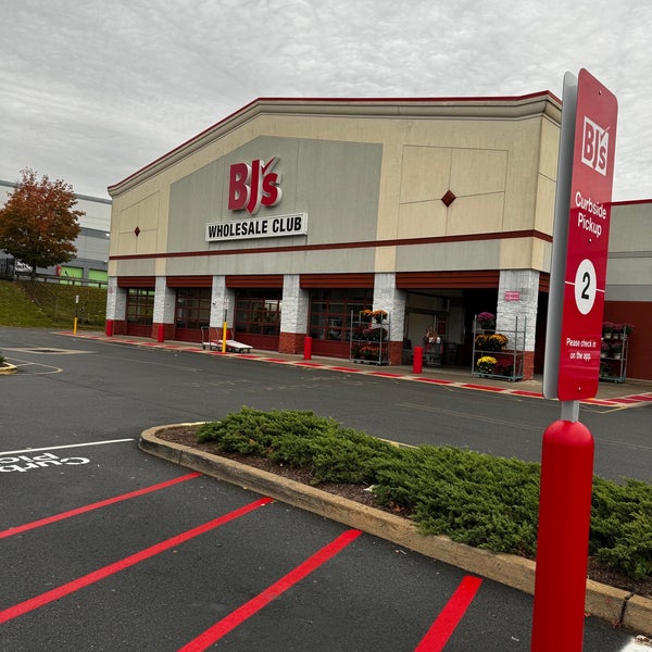 BJ's Wholesale Club Parlin, NJ