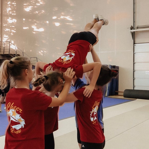 Манеж лесгафта. Манеж лесгафта. Манеж лесгафта фото. Нгу лесгафта манеж. Университет лесгафта санкт-петербург гимнастика.