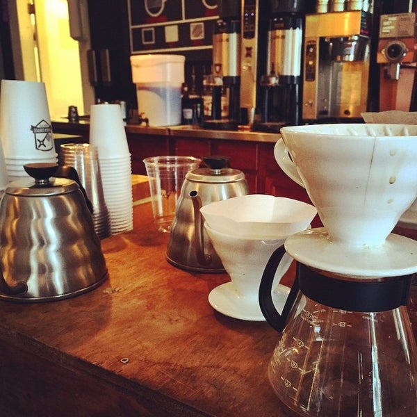 Photo taken at Hansa Coffee Roasters by Matt L. on 5/26/2015