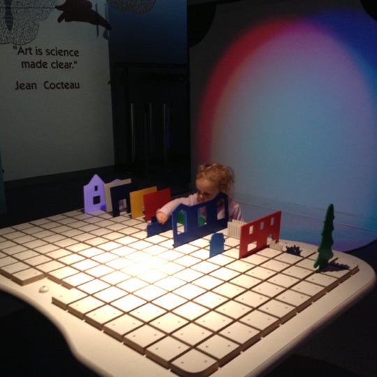 Foto scattata a DuPage Children&#39;s Museum da Svetlana il 10/4/2012